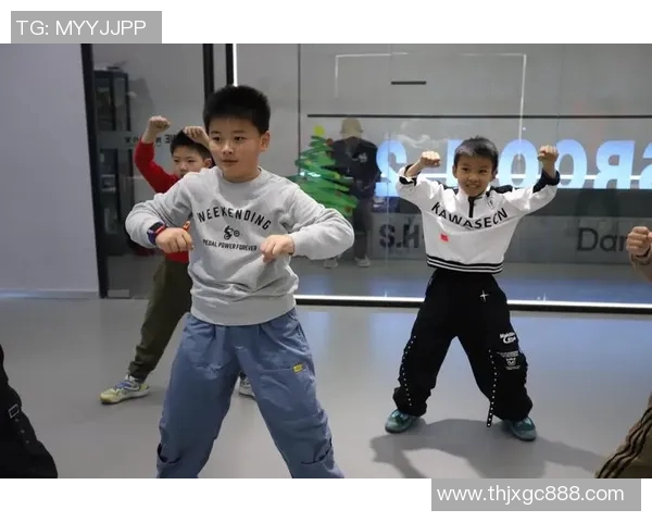 武汉街舞队实力飙升引领潮流创新高成就街舞新篇章