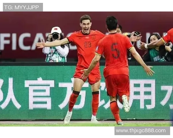 中国足球明星因涉嫌犯罪被判入狱引发社会热议与反思
